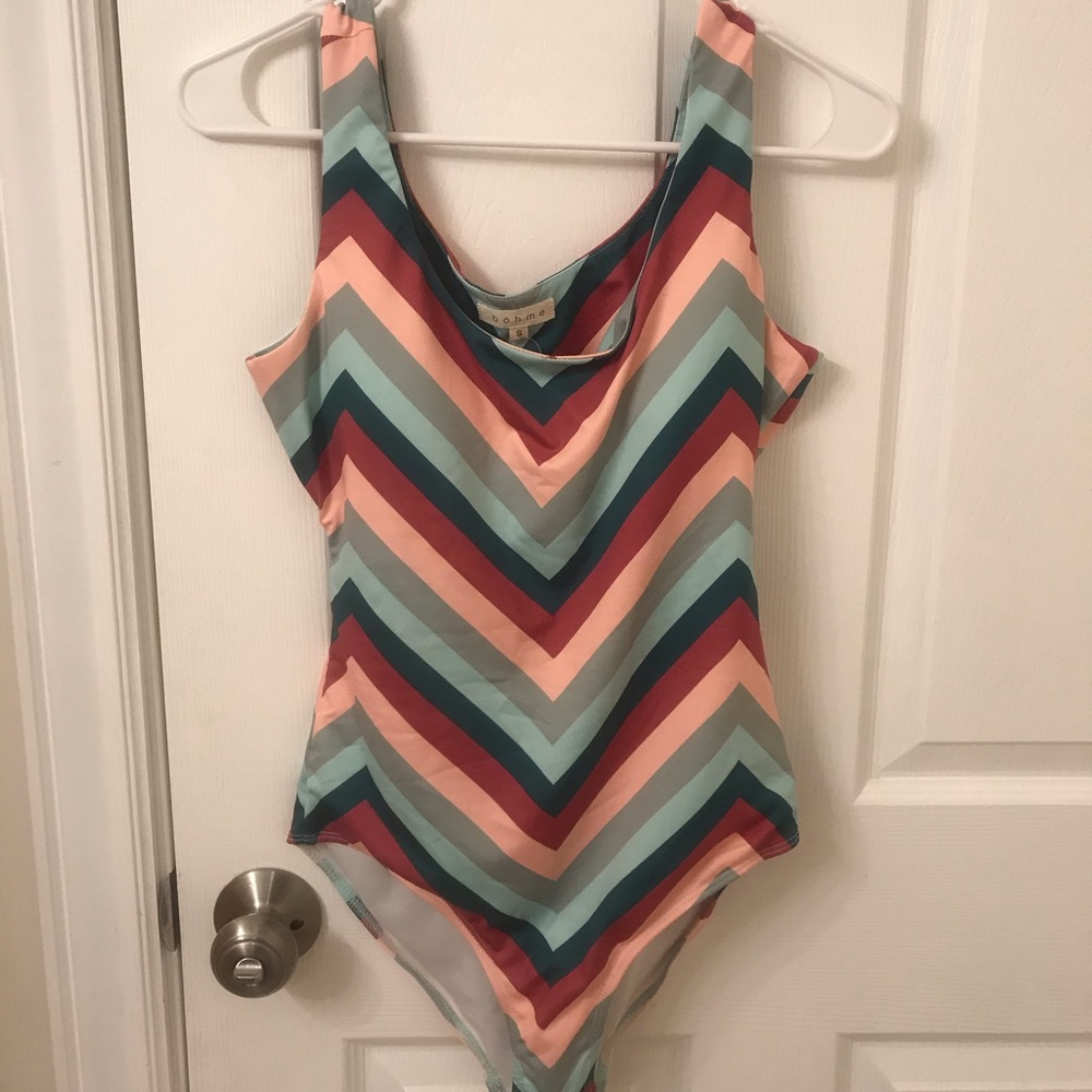 one piece swim